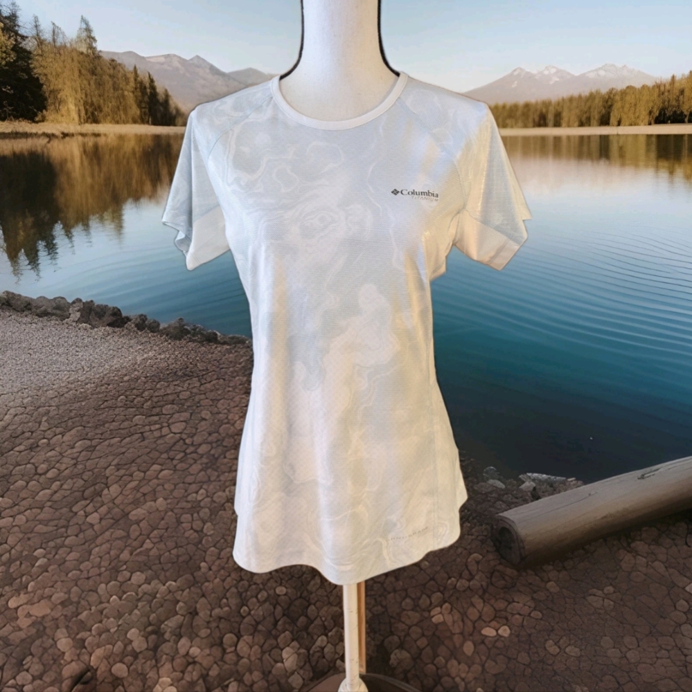 Columbia Titanium Womens Titan Pass Sun Deflector Shirt, Size Medium NWT